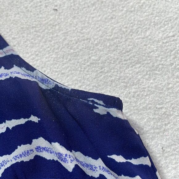 Saint Tropez West Blue and White Designed Shift Dress (Size: 6) - Picture 15 of 16